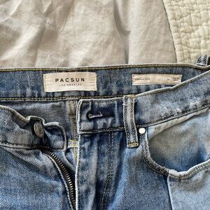 Light/dark Pacsun jeans